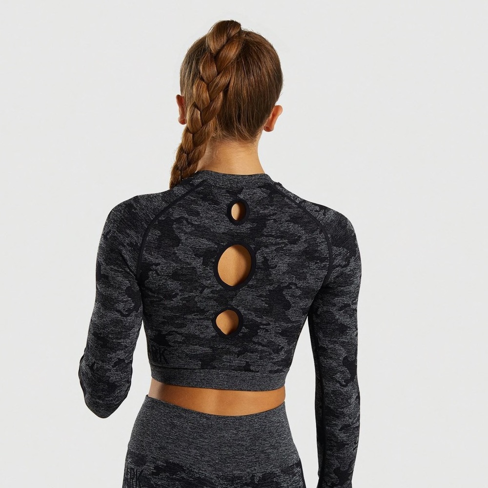 CAMO SEAMLESS LONG SLEEVE CROP TOP